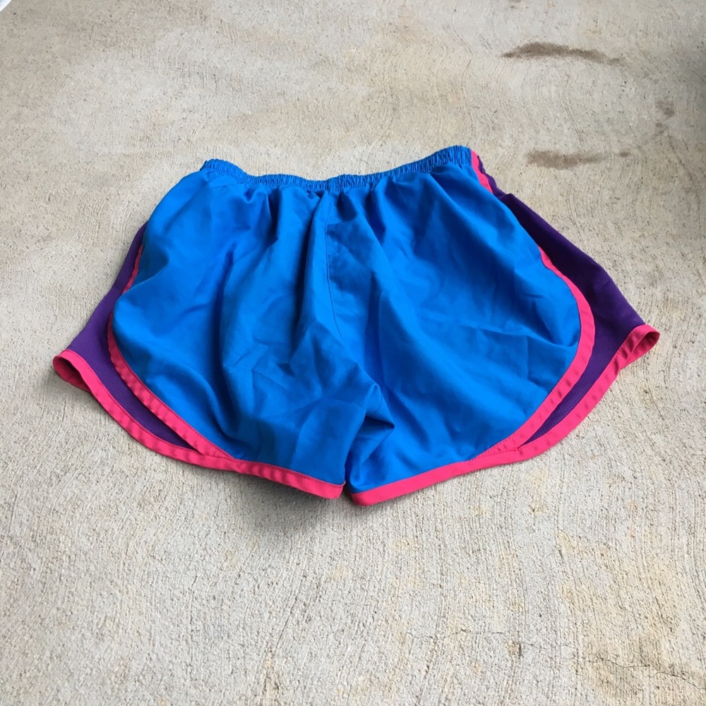 Nike running shorts - Picture 2 of 6